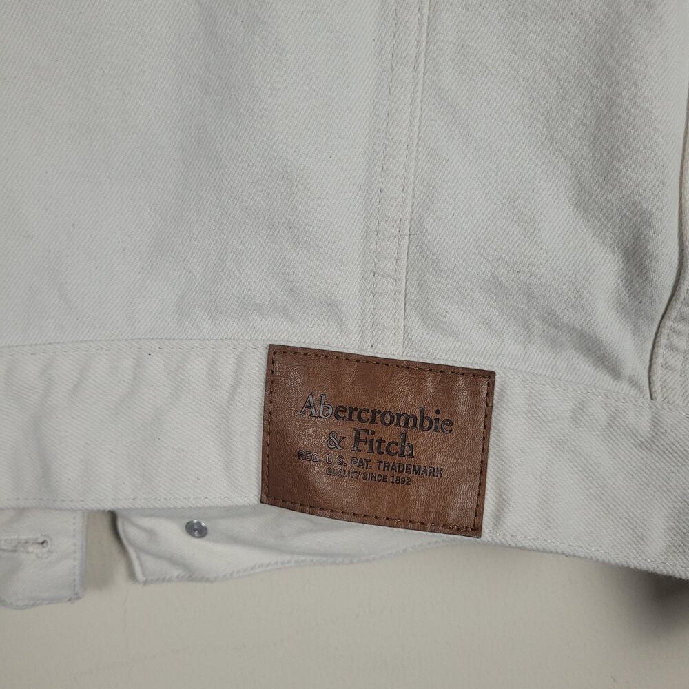 Abercrombie & Fitch White/ Cream Denim Oversized Relaxed Stretch Jean Jacket - Picture 3 of 8